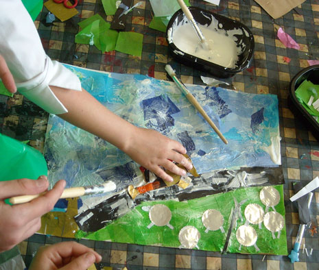 In May a mixed group of Year 4 and 5 pupils had a half-day BAC 100 collage-making workshop.