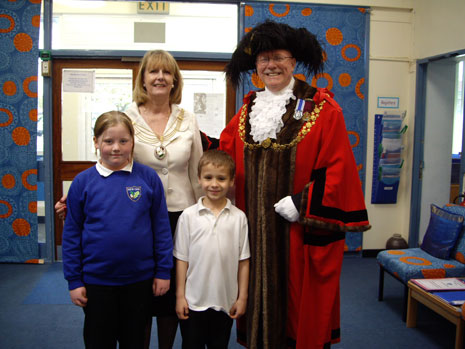 On 20 April 2010 they had a visit from the Lord Mayor and Lady Mayoress of Bristol who came to see their collage on display in the school hall.